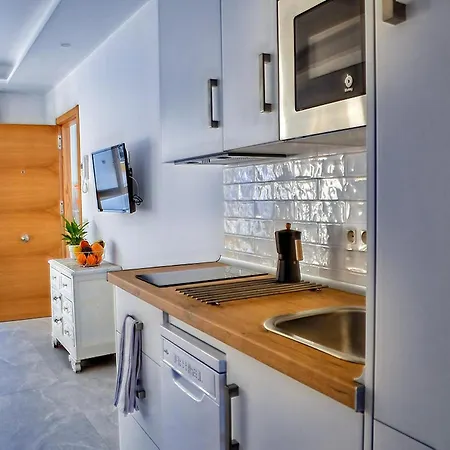 Apartment In Conil Near Stunning Beaches, Cleaning Included Conil De La Frontera