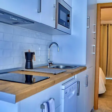 Apartment In Conil Near Stunning Beaches, Cleaning Included Conil De La Frontera